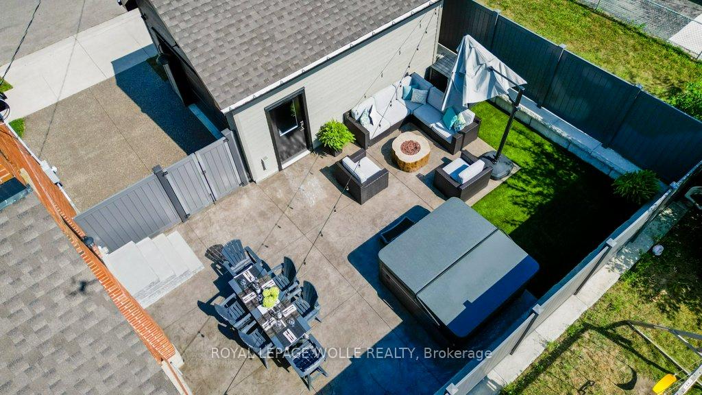 Photo 13 of 355 Blucher Boulevard, Kitchener — HOMEH