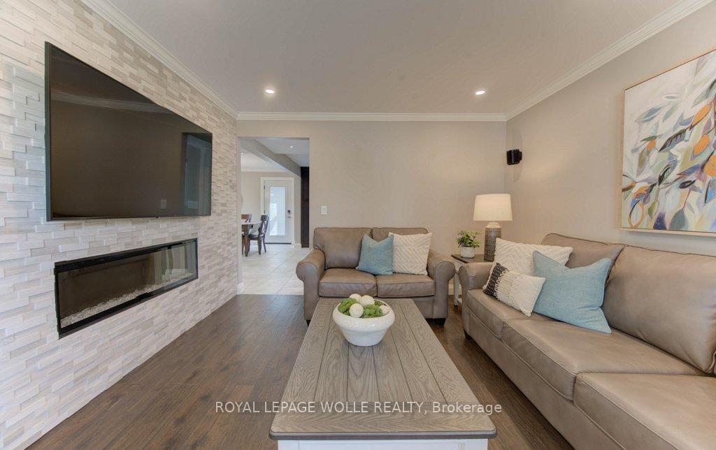 Photo 17 of 355 Blucher Boulevard, Kitchener — HOMEH
