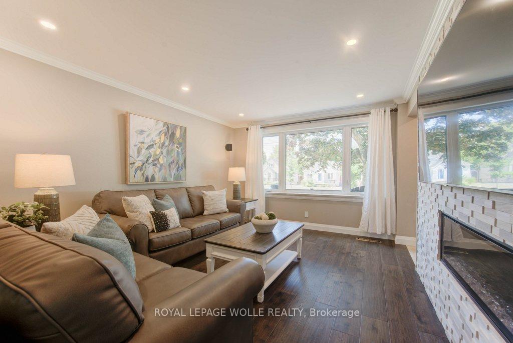 Photo 18 of 355 Blucher Boulevard, Kitchener — HOMEH