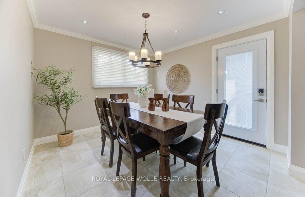 Photo 21 of 355 Blucher Boulevard, Kitchener — HOMEH