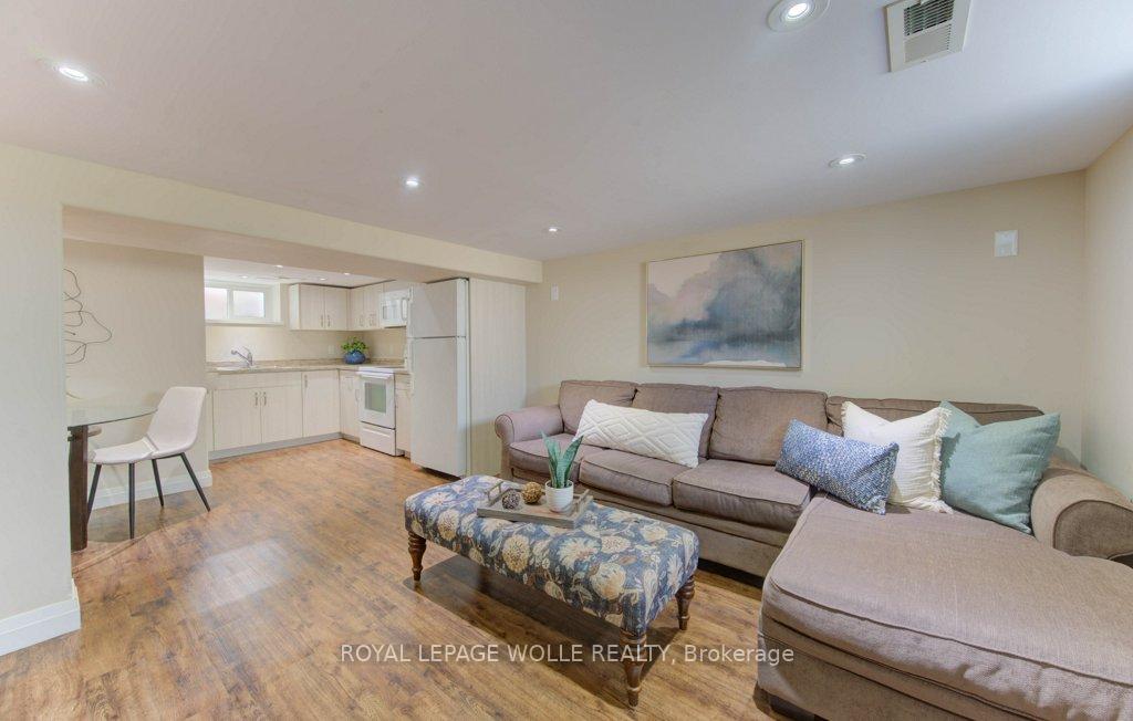 Photo 34 of 355 Blucher Boulevard, Kitchener — HOMEH