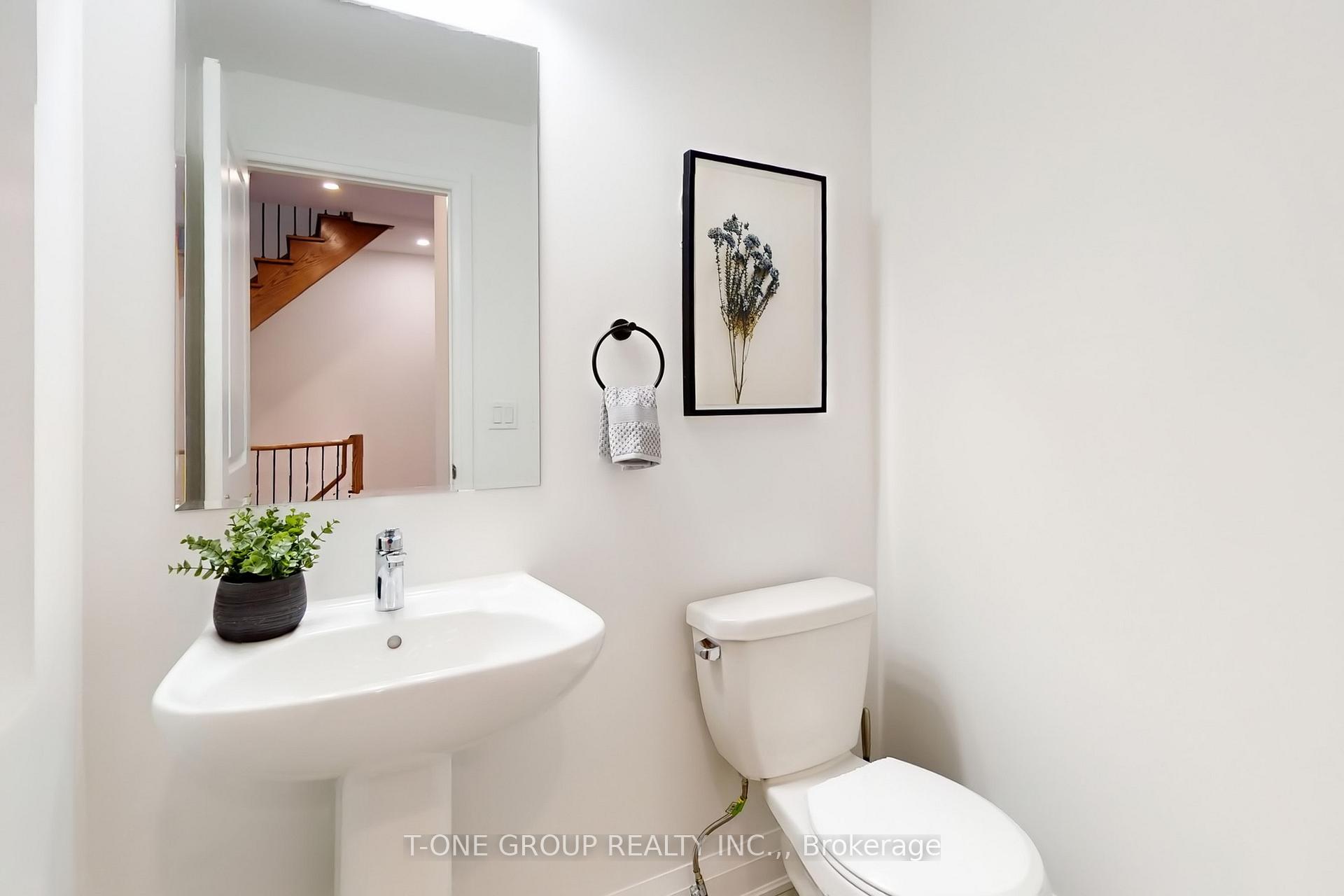 Photo 14 of 5 Eelam Lane, Markham, Wismer — HOMEH