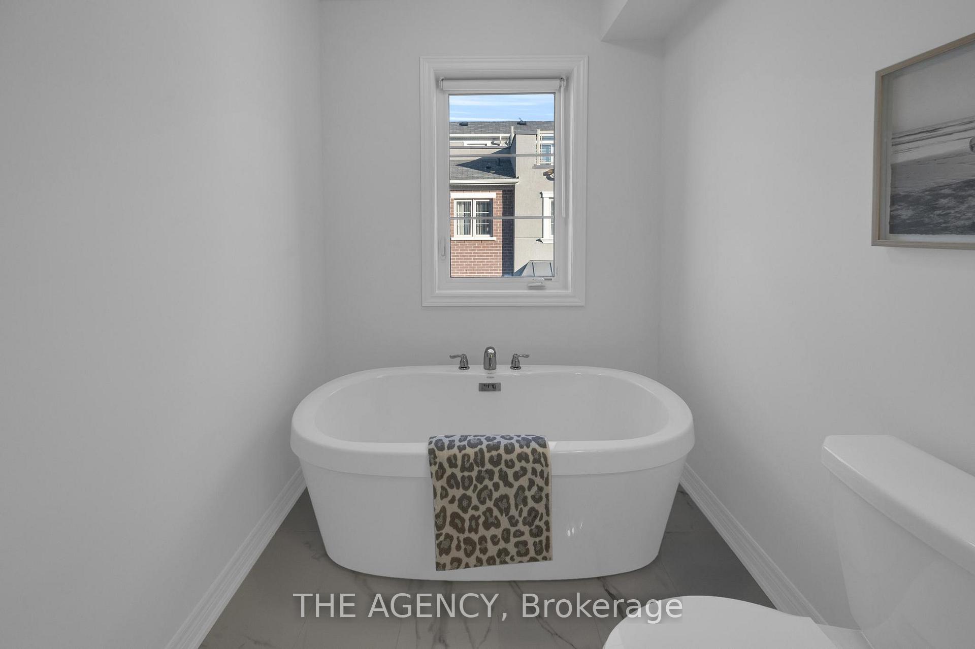 Photo 32 of 33 Bruce Boyd Drive, Markham, Cornell — HOMEH