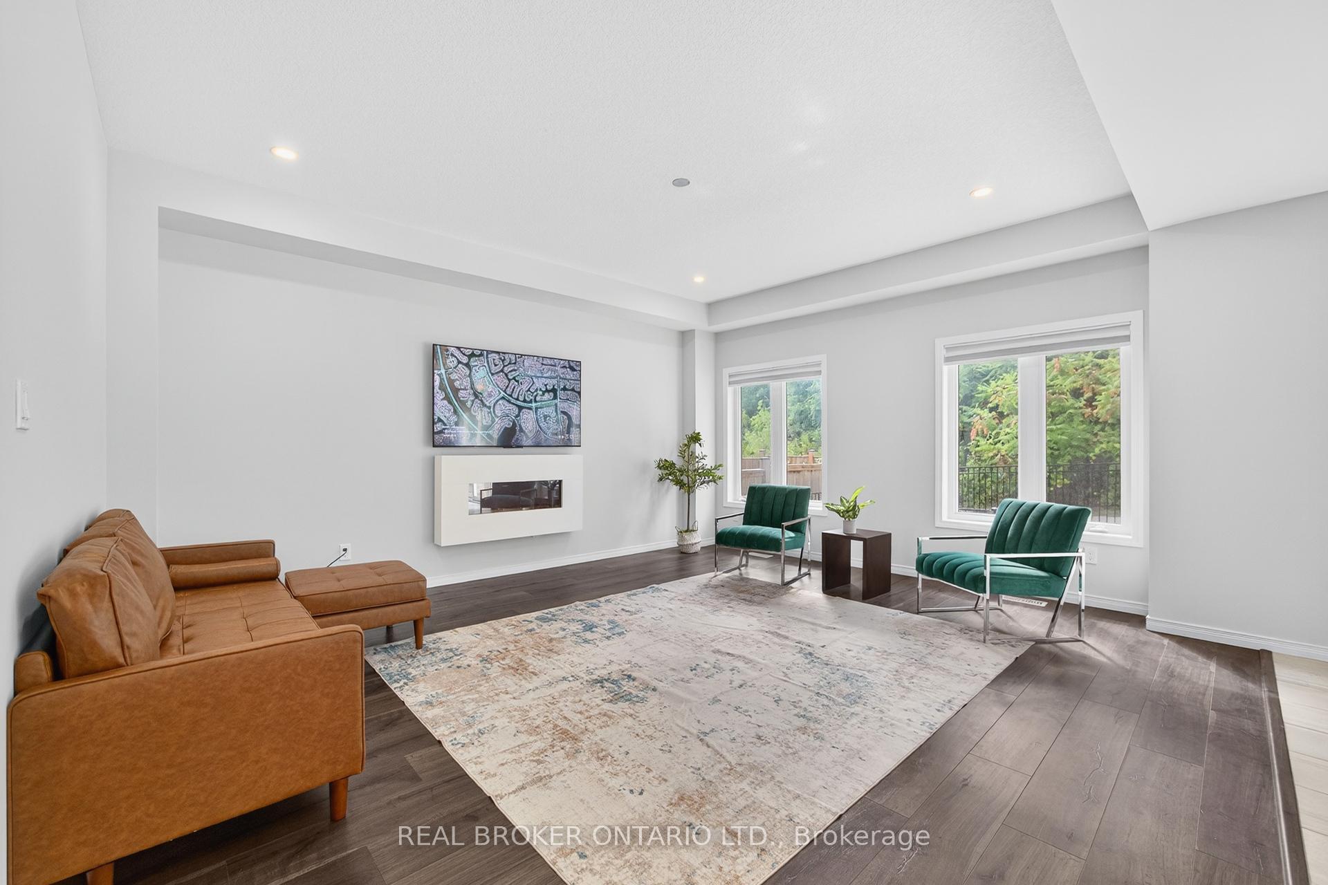 Photo 2 of 326 Moorlands Crescent, Kitchener — HOMEH