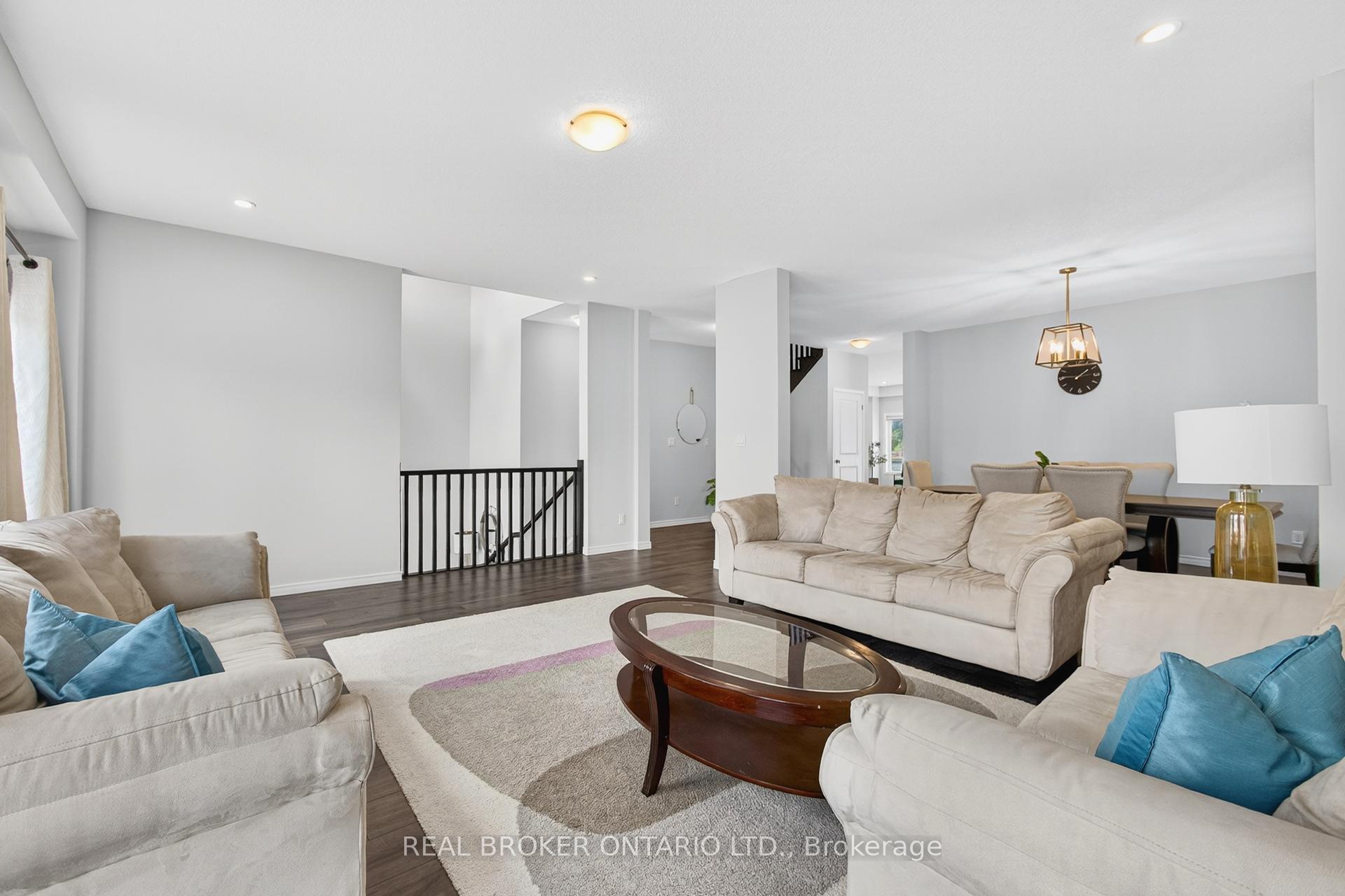 Photo 10 of 326 Moorlands Crescent, Kitchener — HOMEH