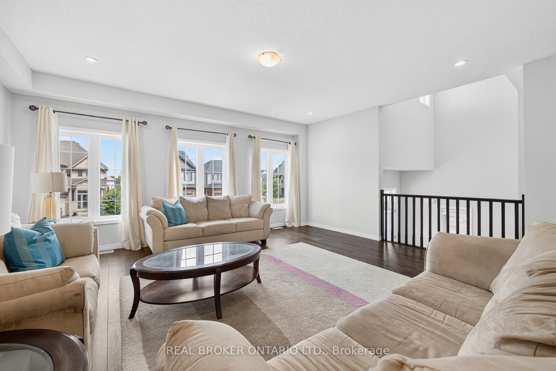 Photo 12 of 326 Moorlands Crescent, Kitchener — HOMEH
