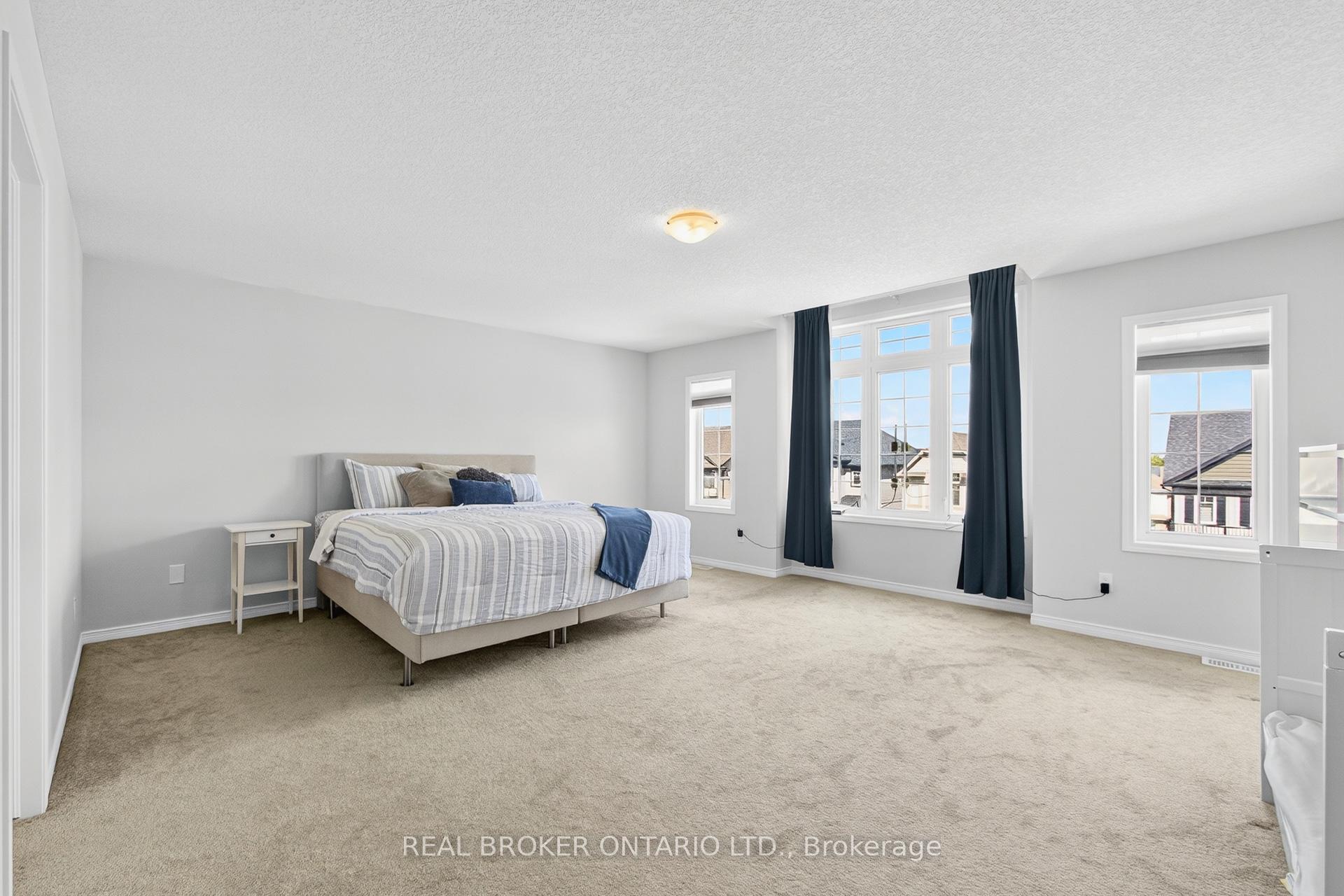 Photo 14 of 326 Moorlands Crescent, Kitchener — HOMEH