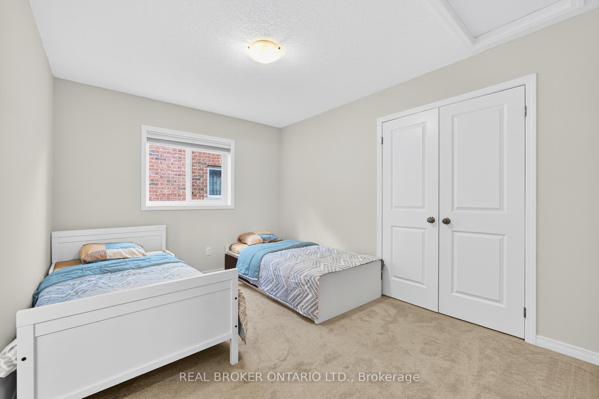 Photo 20 of 326 Moorlands Crescent, Kitchener — HOMEH