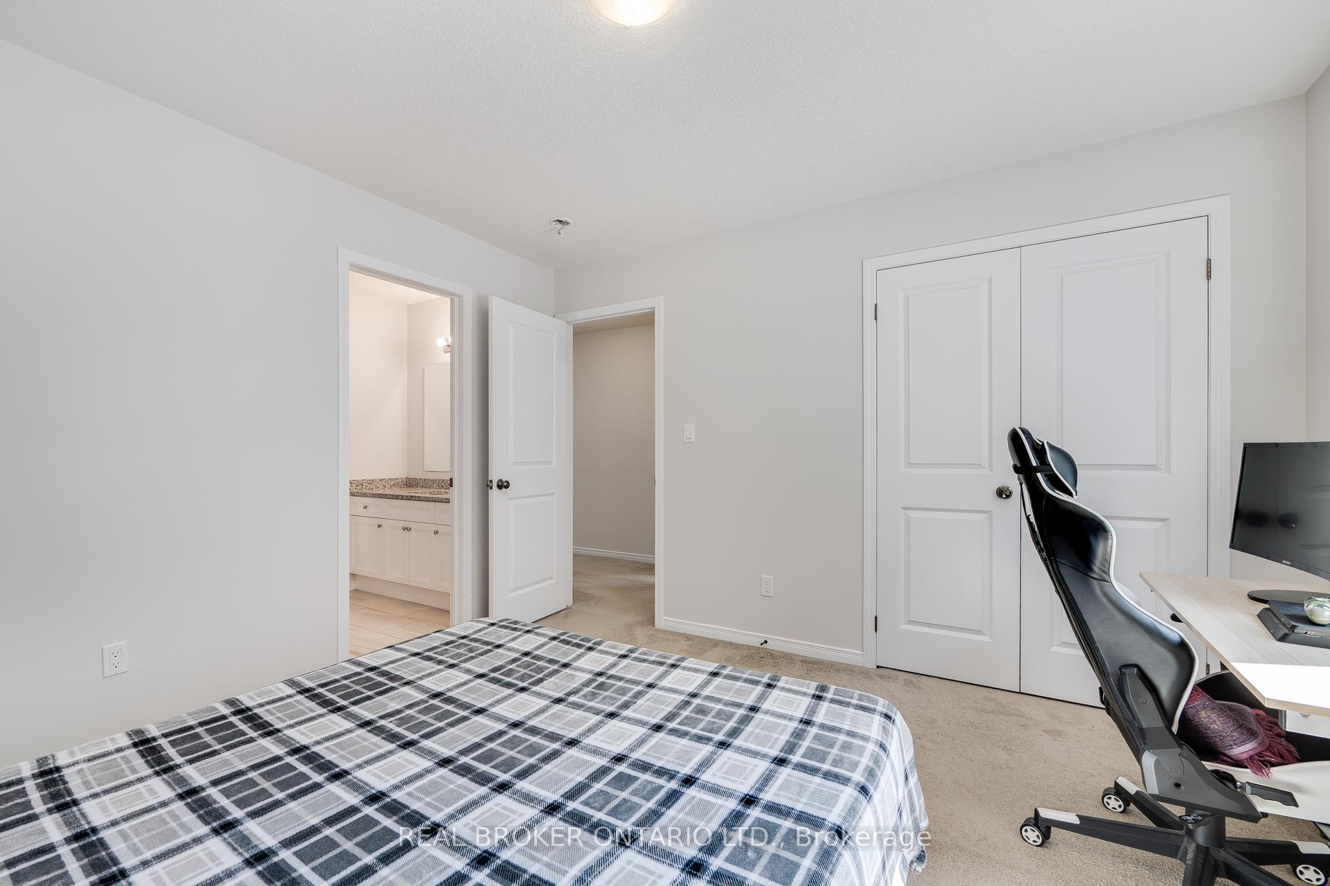 Photo 25 of 326 Moorlands Crescent, Kitchener — HOMEH