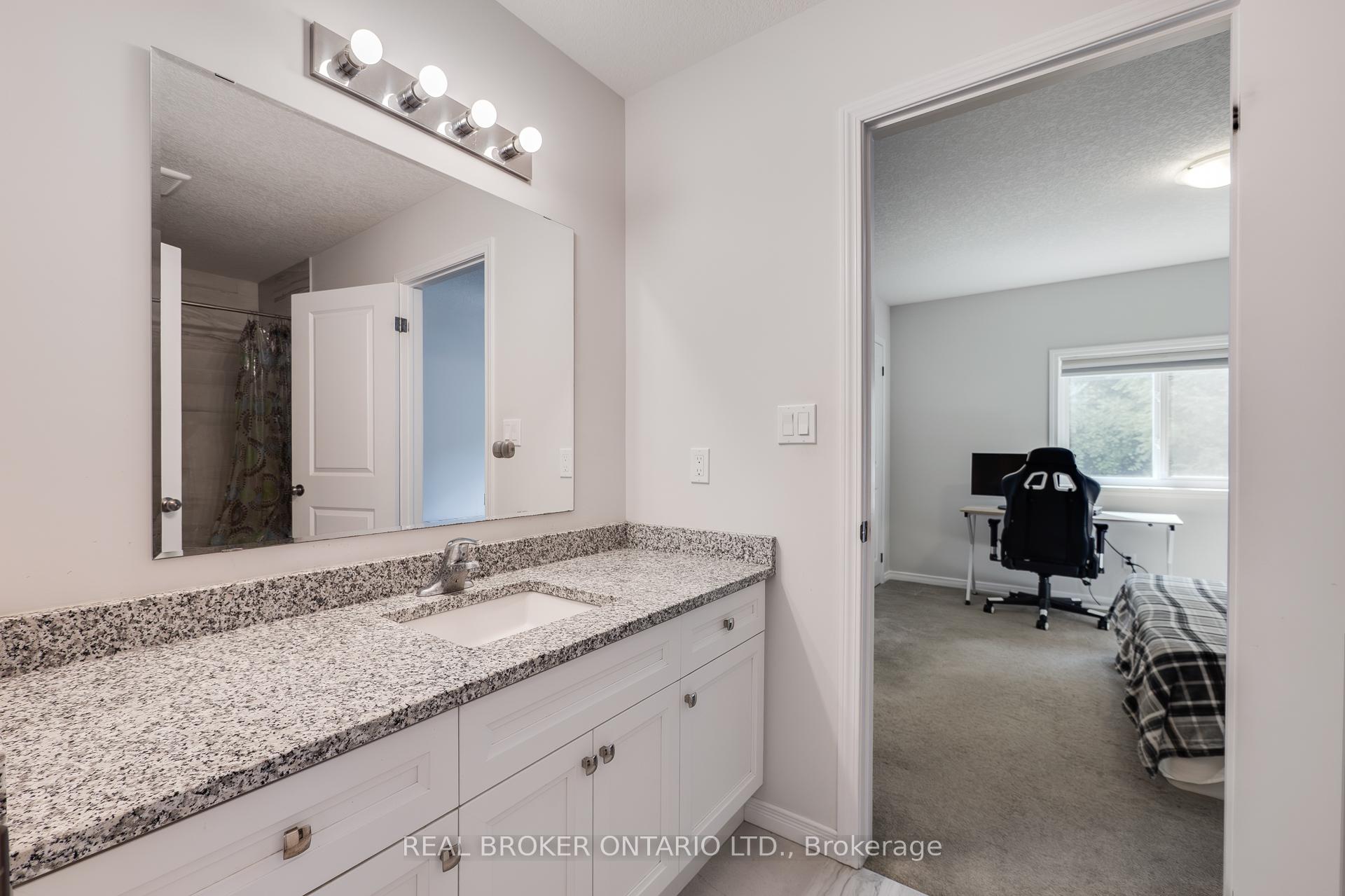 Photo 26 of 326 Moorlands Crescent, Kitchener — HOMEH