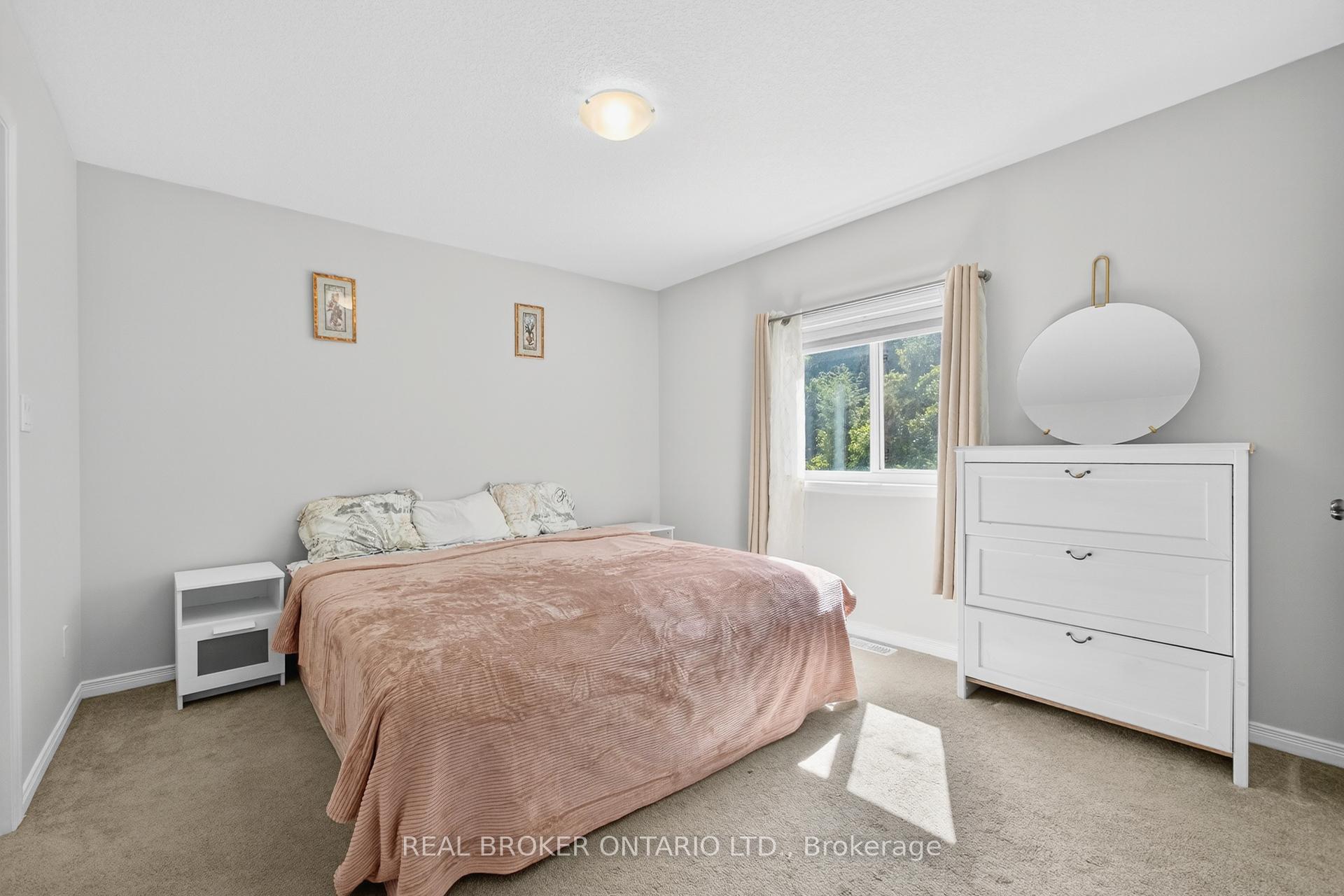 Photo 27 of 326 Moorlands Crescent, Kitchener — HOMEH