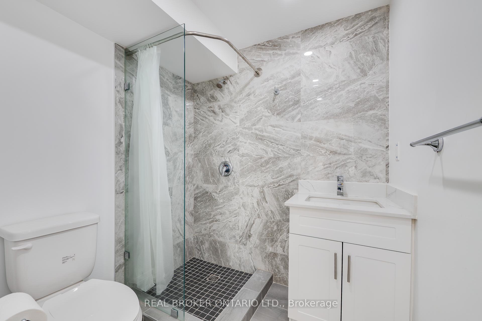 Photo 37 of 326 Moorlands Crescent, Kitchener — HOMEH