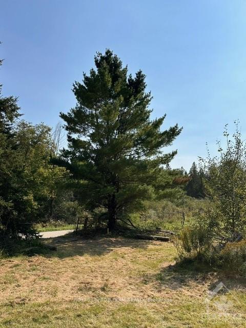 Photo 4 of 408 Waddle Creek Road, Lanark Highlands, Lanark Highlands (Lavant) Twp — HOMEH