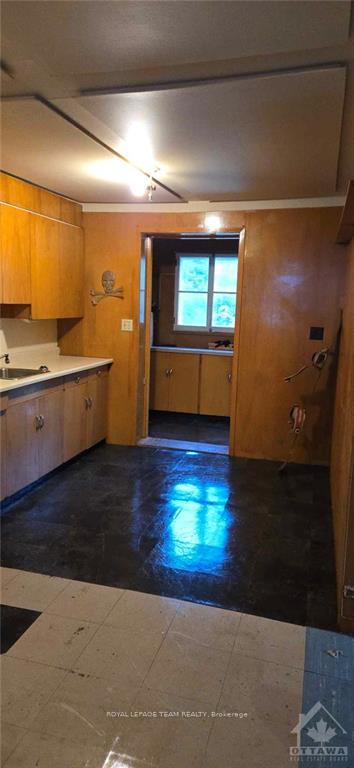 Photo 11 of 408 Waddle Creek Road, Lanark Highlands, Lanark Highlands (Lavant) Twp — HOMEH