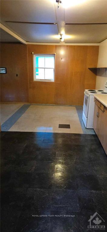 Photo 17 of 408 Waddle Creek Road, Lanark Highlands, Lanark Highlands (Lavant) Twp — HOMEH