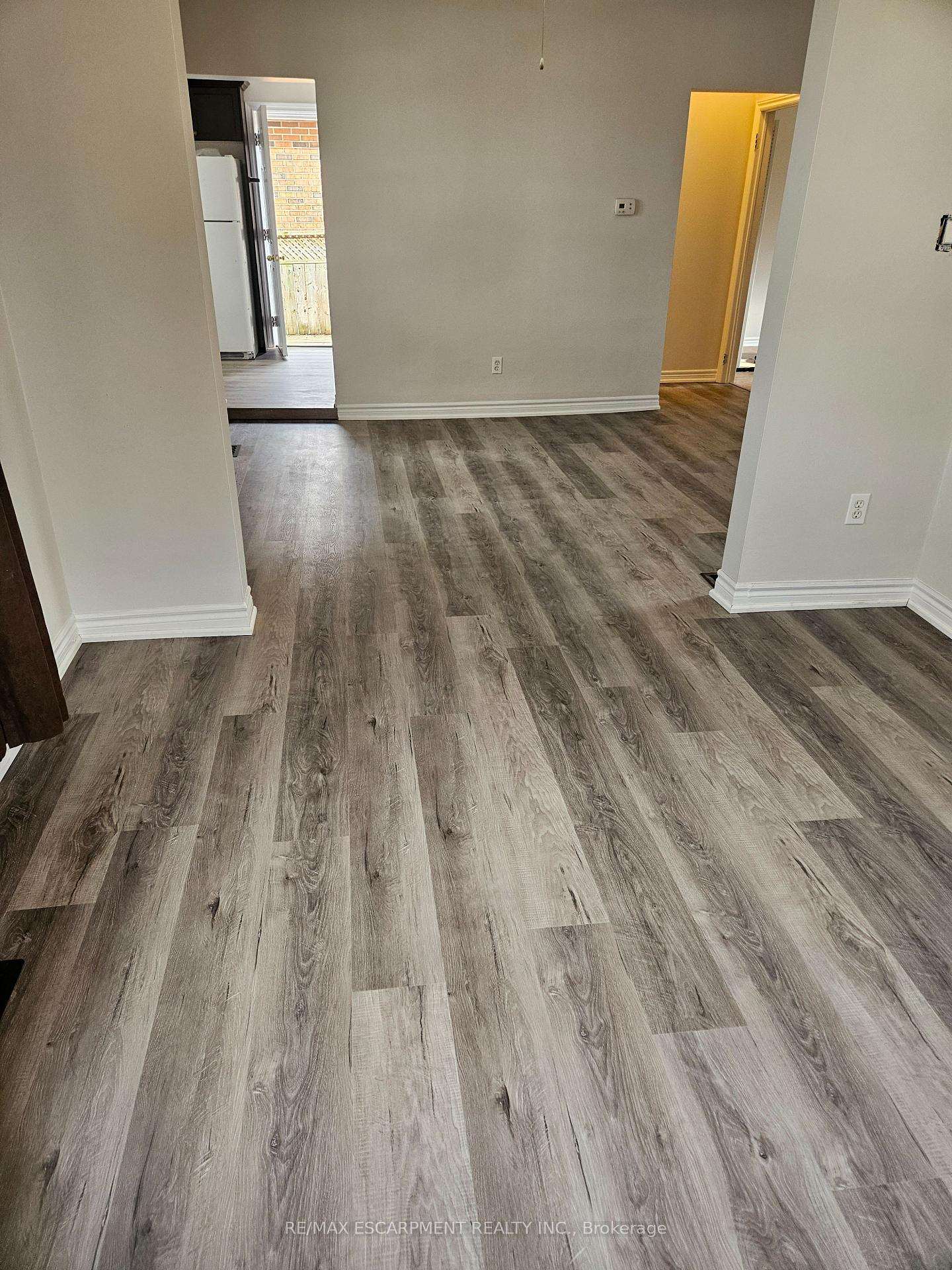Photo 11 of 509 Cochrane Road, Hamilton, Rosedale — HOMEH