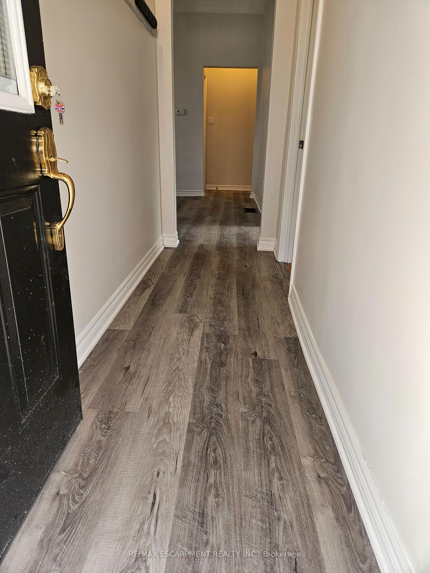 Photo 13 of 509 Cochrane Road, Hamilton, Rosedale — HOMEH