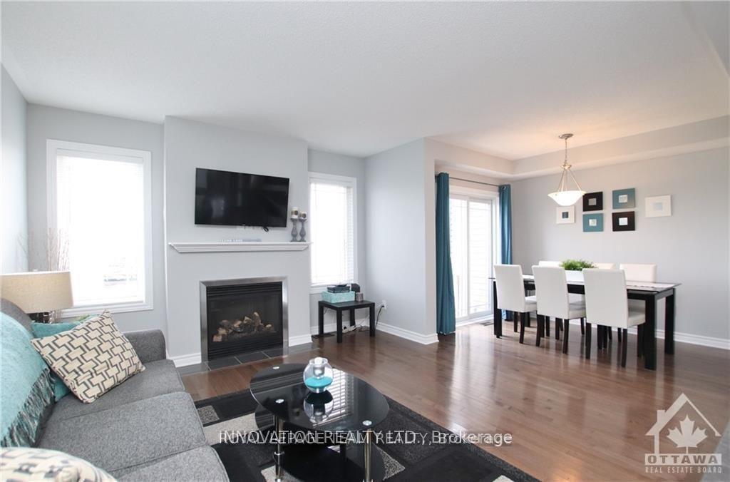 Photo 3 of 482 Barrick Hill Road N, Ottawa, Kanata - Emerald Meadows/Trailwest — HOMEH