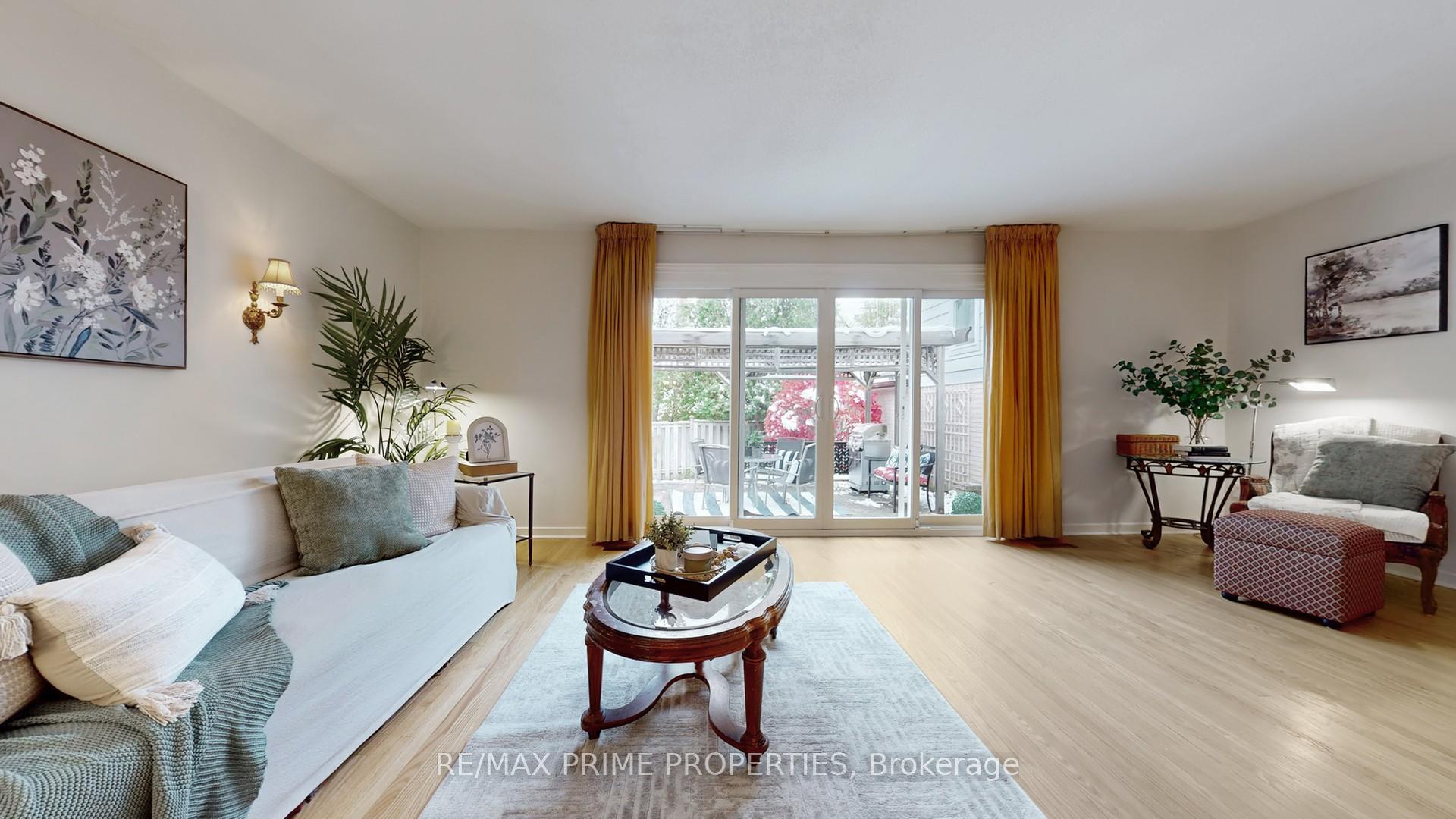 Photo 12 of 153 Krieghoff Avenue, Markham, Unionville — HOMEH