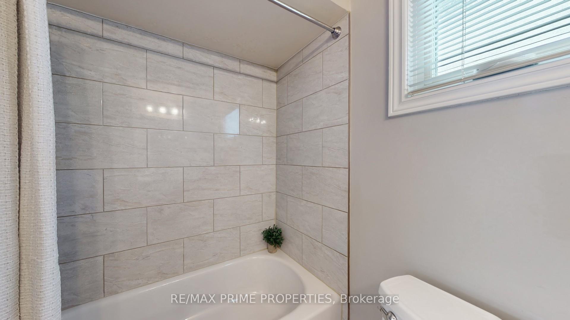 Photo 34 of 153 Krieghoff Avenue, Markham, Unionville — HOMEH