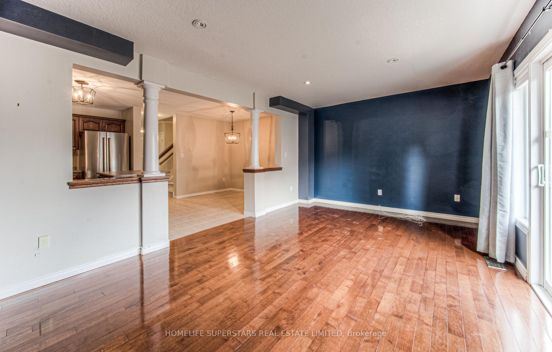 Photo 18 of 297 Briarmeadow Dr, Kitchener, Idlewood — HOMEH