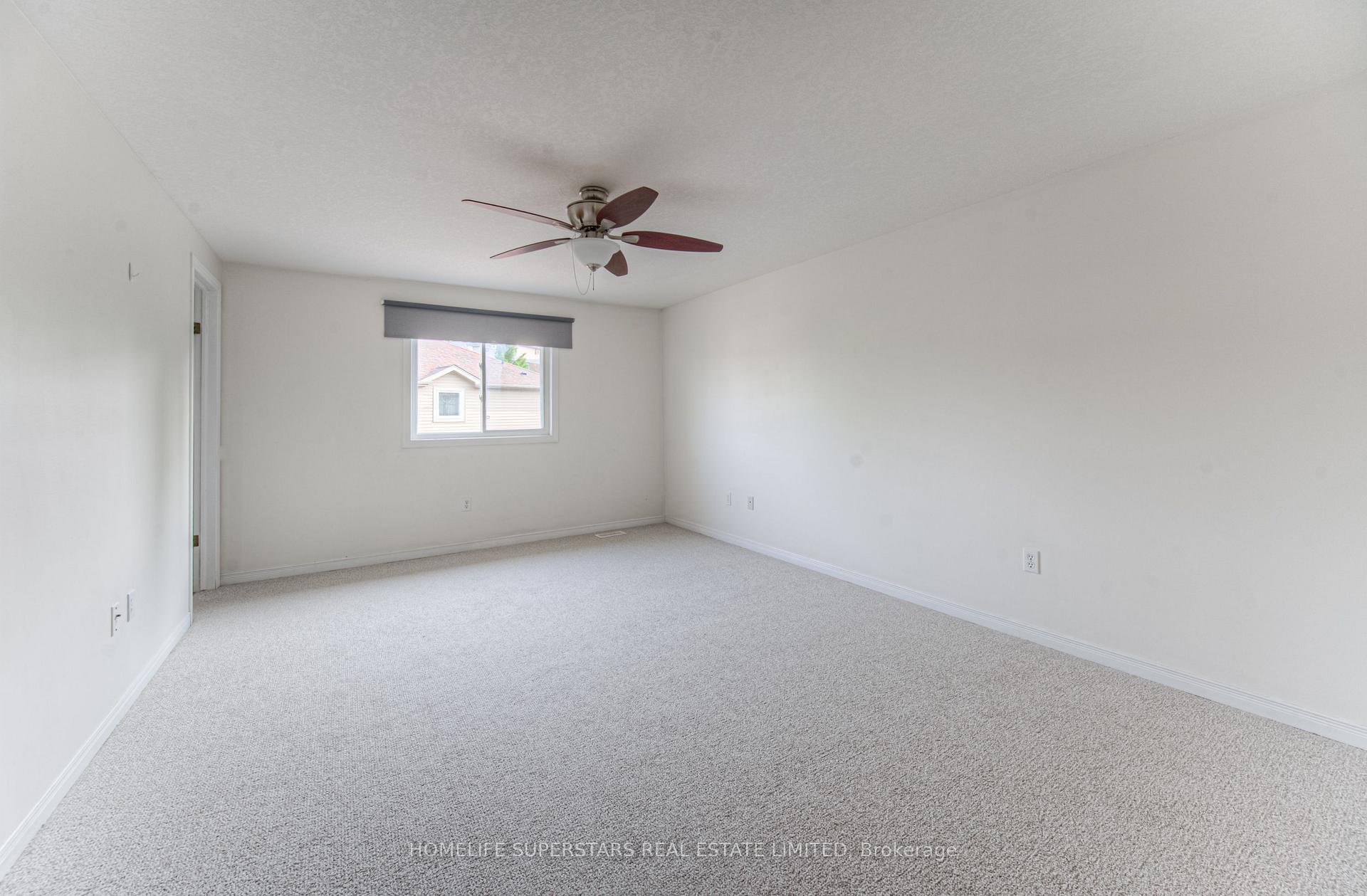 Photo 19 of 297 Briarmeadow Dr, Kitchener, Idlewood — HOMEH