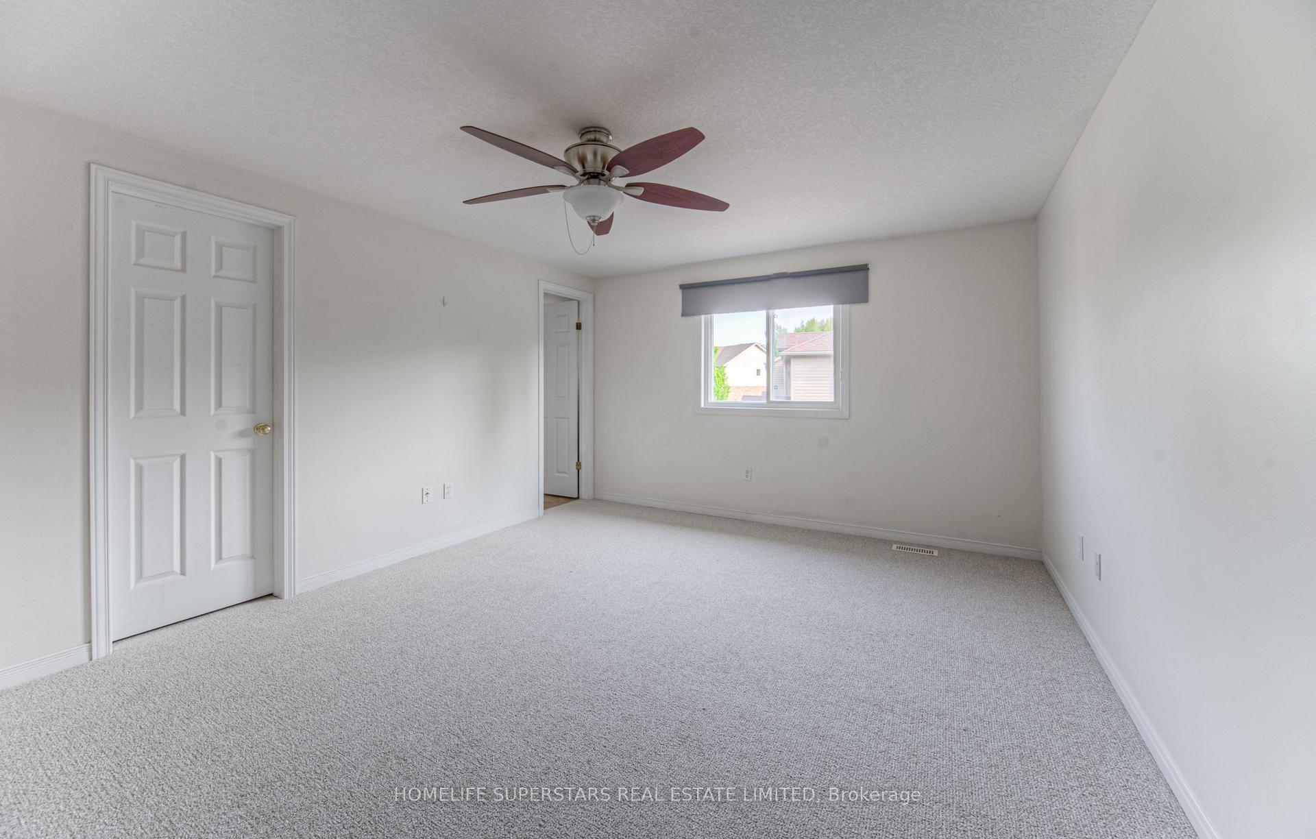 Photo 22 of 297 Briarmeadow Dr, Kitchener, Idlewood — HOMEH