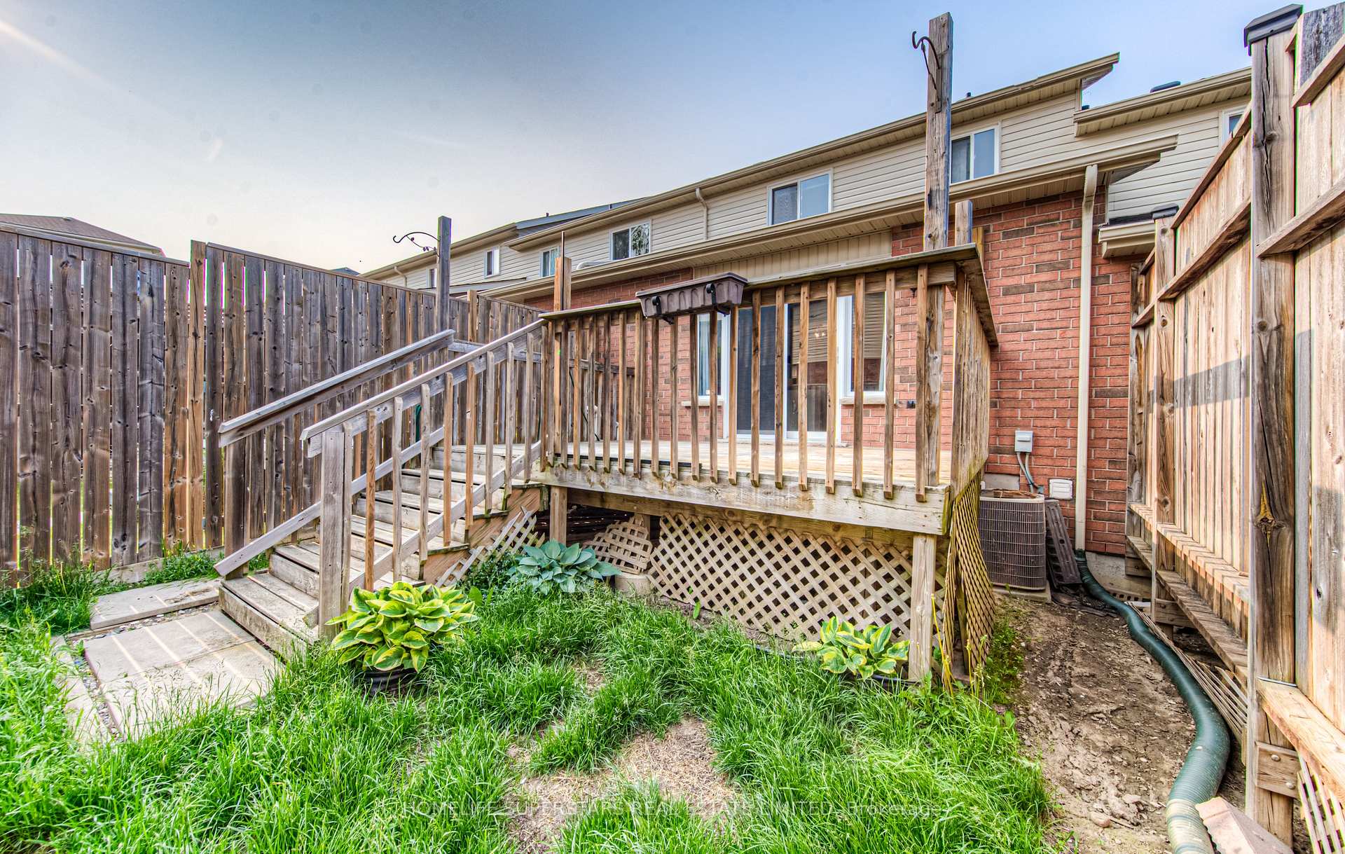 Photo 31 of 297 Briarmeadow Dr, Kitchener, Idlewood — HOMEH