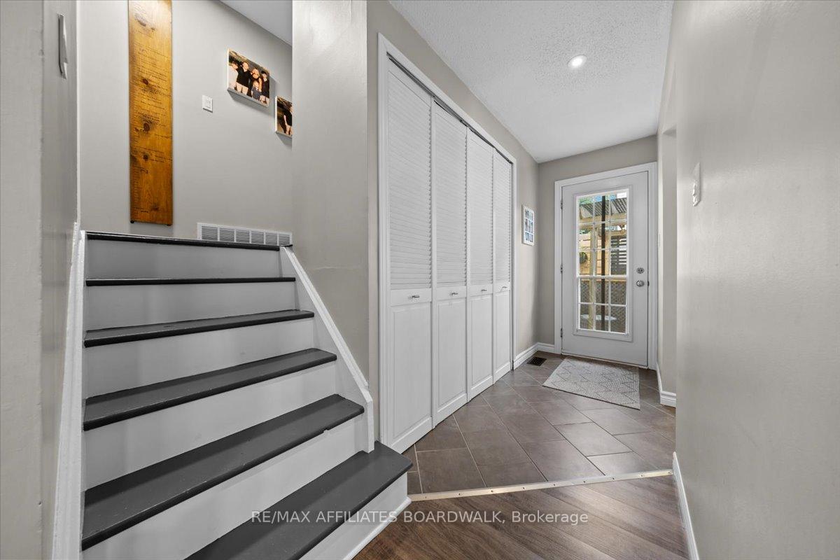 Photo 25 of 9 Melanie Crescent, Ottawa, Kanata - Glencairn/Hazeldean — HOMEH