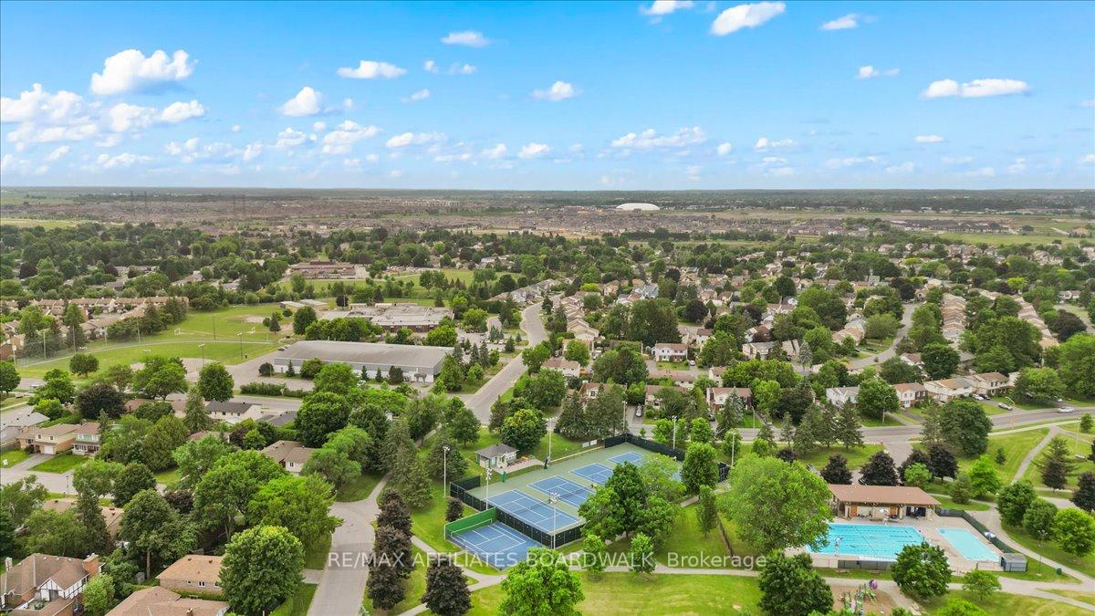 Photo 46 of 9 Melanie Crescent, Ottawa, Kanata - Glencairn/Hazeldean — HOMEH