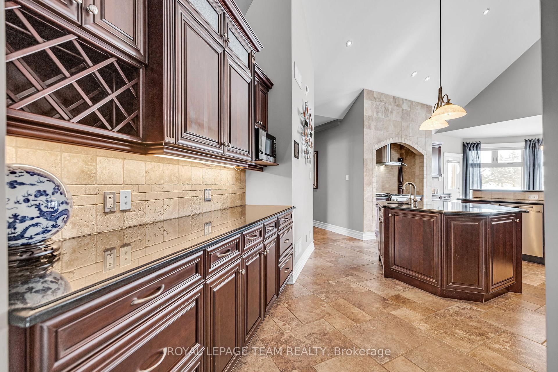 Photo 6 of 648 Caracara Drive, Ottawa, Manotick East to Manotick Station — HOMEH