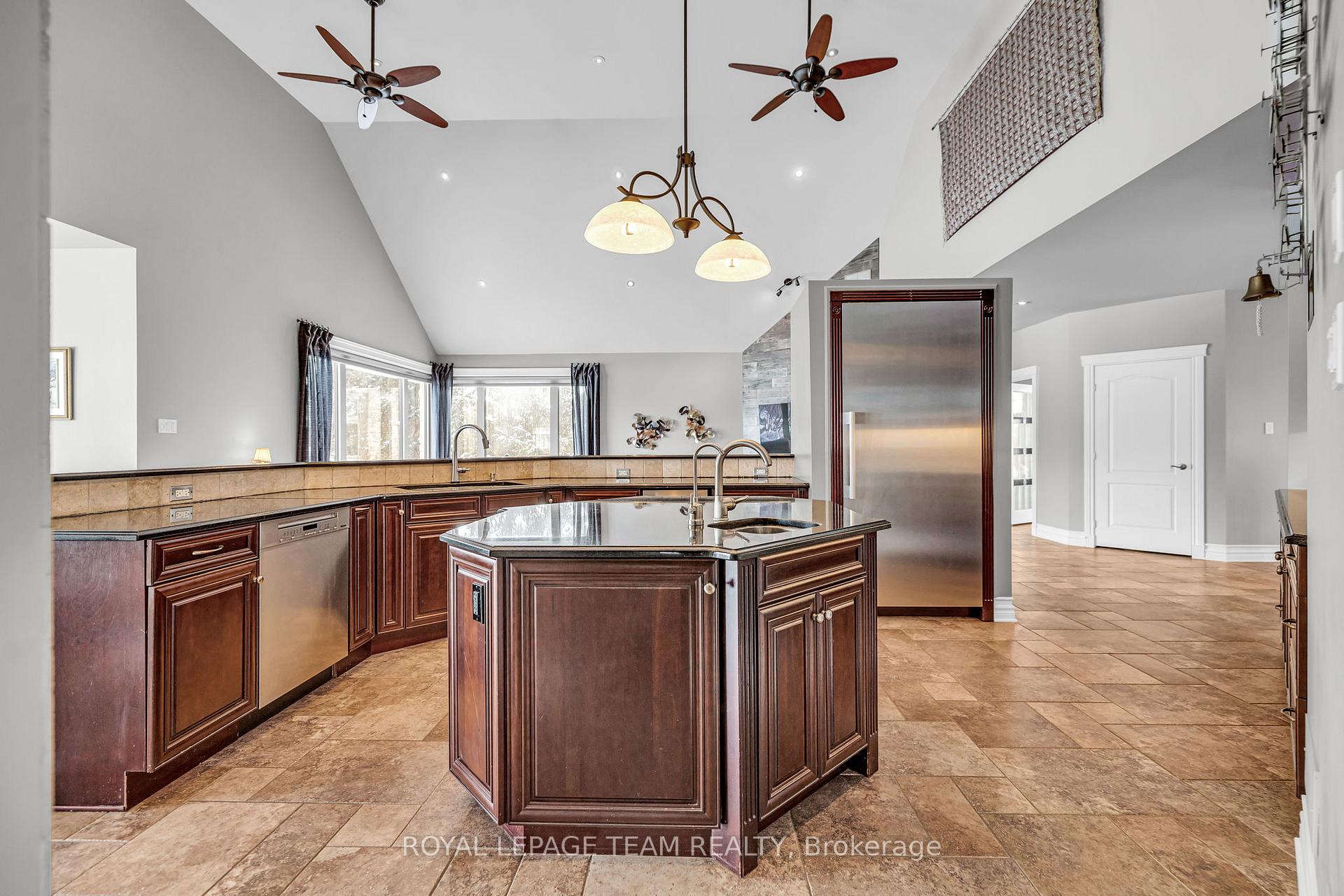 Photo 9 of 648 Caracara Drive, Ottawa, Manotick East to Manotick Station — HOMEH