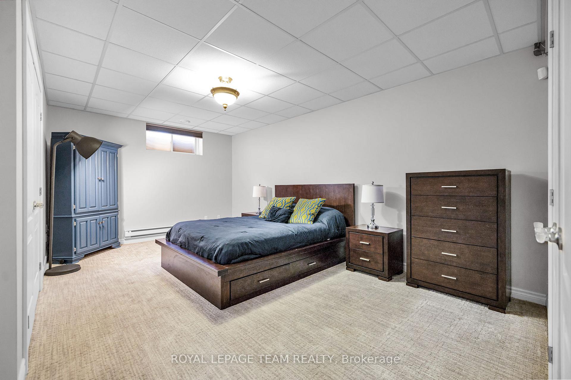 Photo 31 of 648 Caracara Drive, Ottawa, Manotick East to Manotick Station — HOMEH