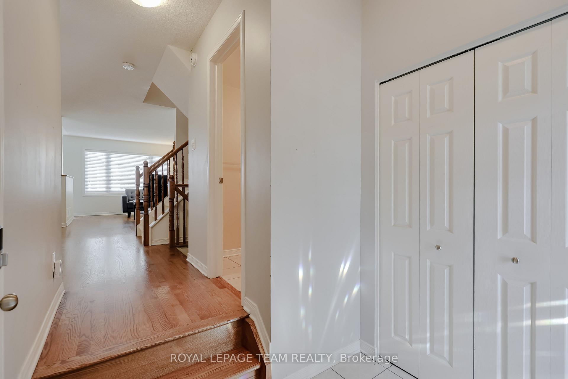 Photo 4 of 1112 Marconi Avenue, Ottawa, Kanata - Morgan's Grant/South March — HOMEH