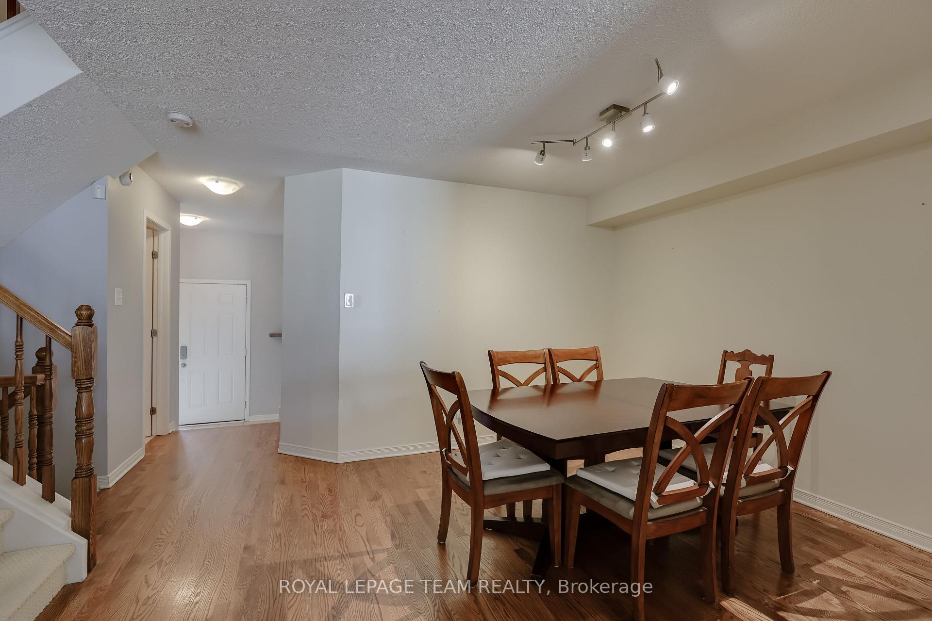 Photo 8 of 1112 Marconi Avenue, Ottawa, Kanata - Morgan's Grant/South March — HOMEH