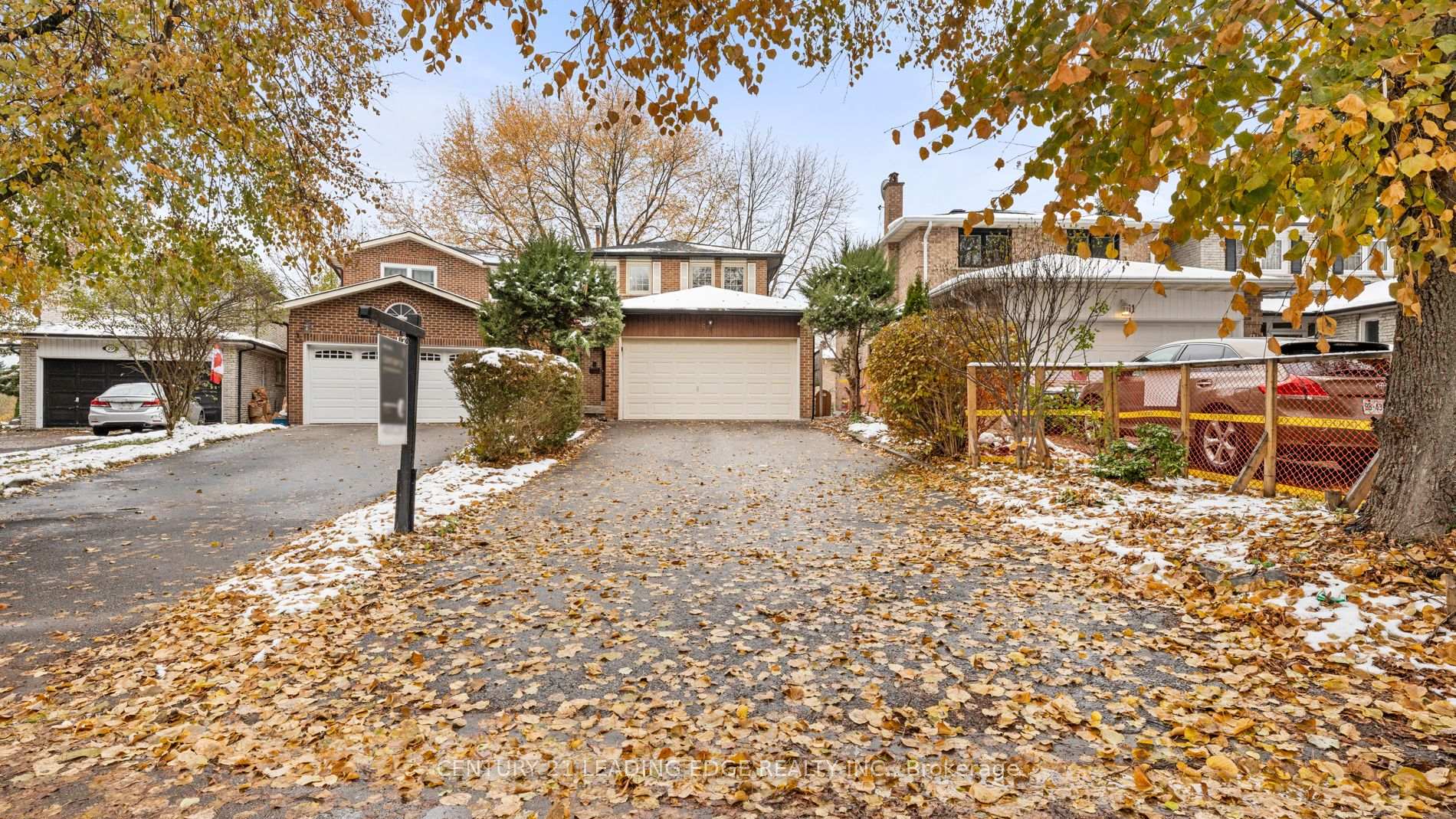 Photo 1 of 15 Radford Crescent, Markham, Sherwood-Amberglen — HOMEH