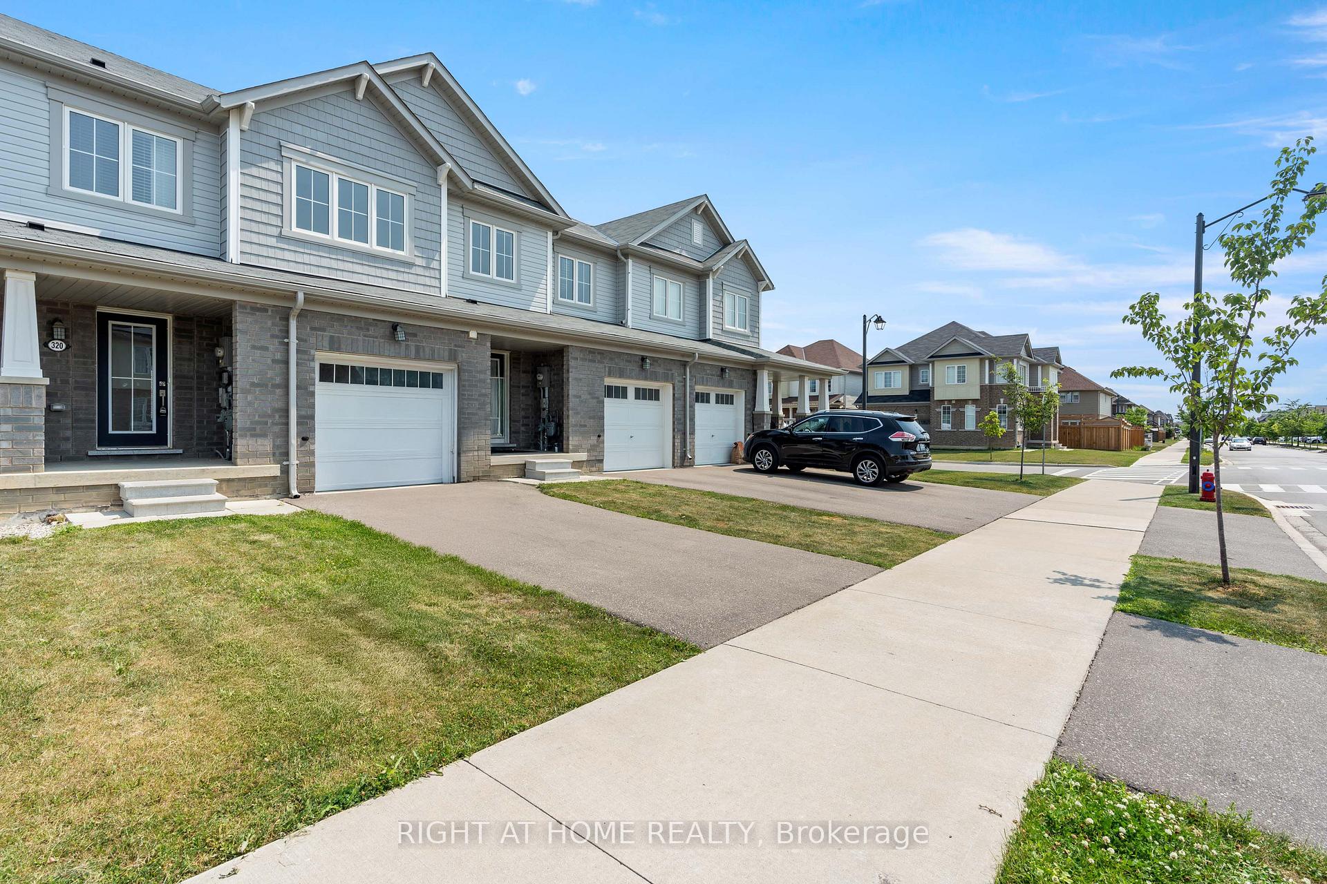 Photo 2 of 320 Pumpkin Pass, Hamilton, Binbrook — HOMEH