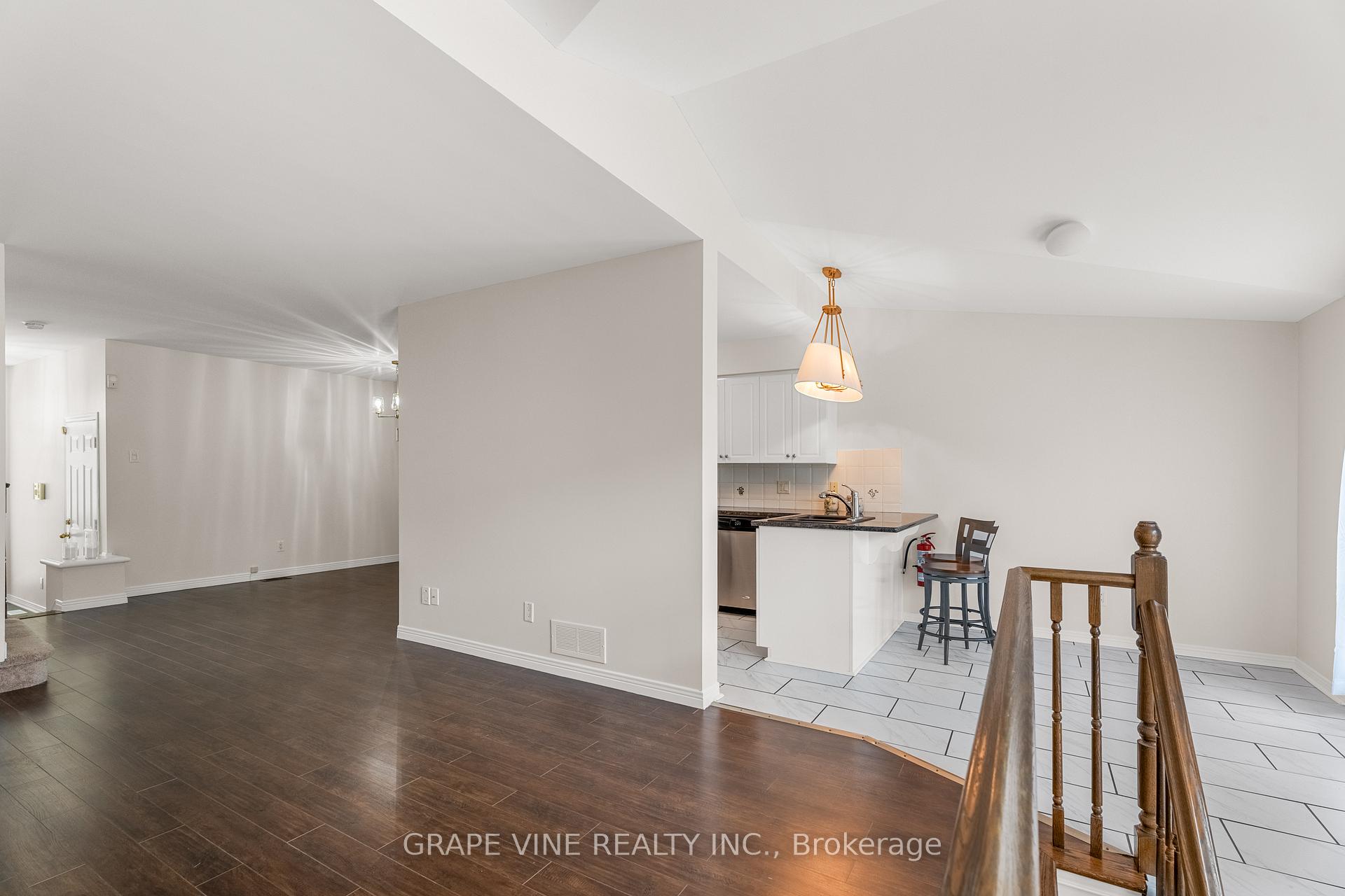 Photo 19 of 19 Gray Crescent, Ottawa, Kanata - Beaverbrook — HOMEH