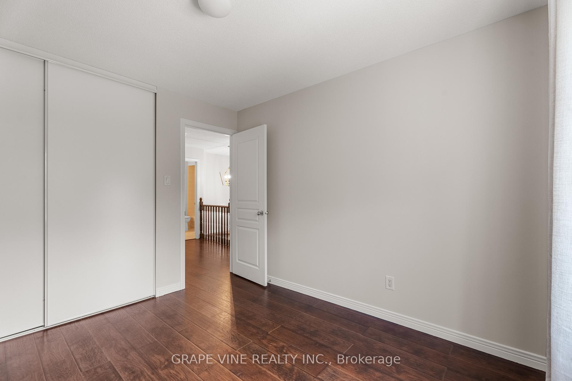 Photo 31 of 19 Gray Crescent, Ottawa, Kanata - Beaverbrook — HOMEH
