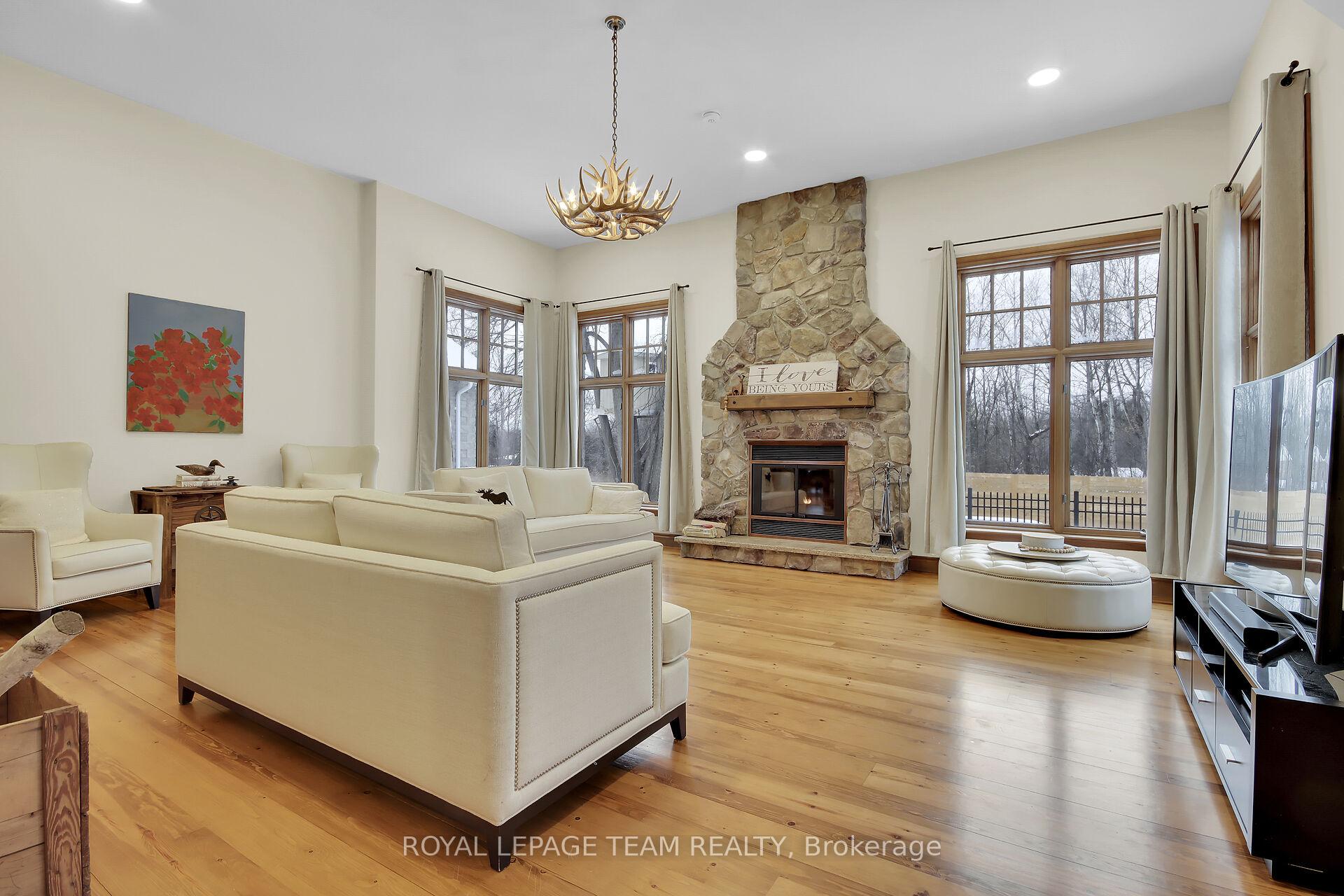 Photo 12 of 1465 Squire Drive, Ottawa, Manotick East to Manotick Station — HOMEH