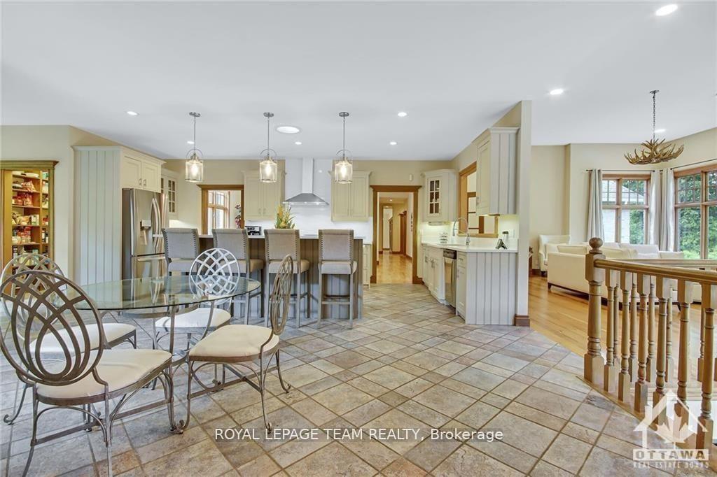 Photo 19 of 1465 Squire Drive, Ottawa, Manotick East to Manotick Station — HOMEH