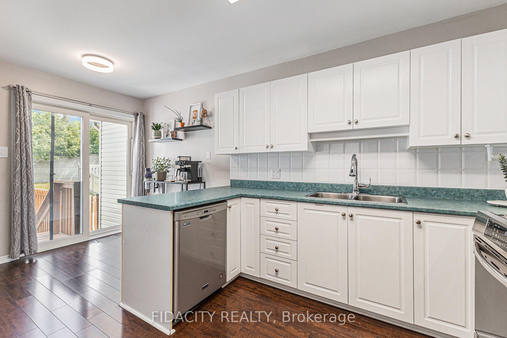 Photo 13 of 59 Bishops Mills Way, Ottawa, Kanata - Beaverbrook — HOMEH
