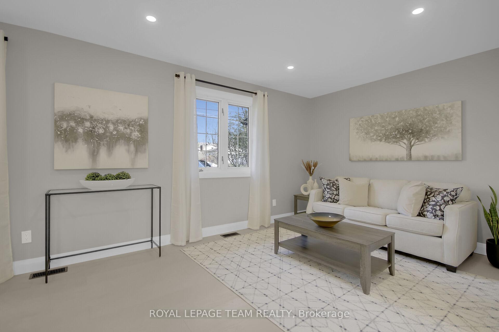 Photo 6 of 5393 Riverside Crescent, Ottawa, Manotick Long Island & Nicholls Island — HOMEH