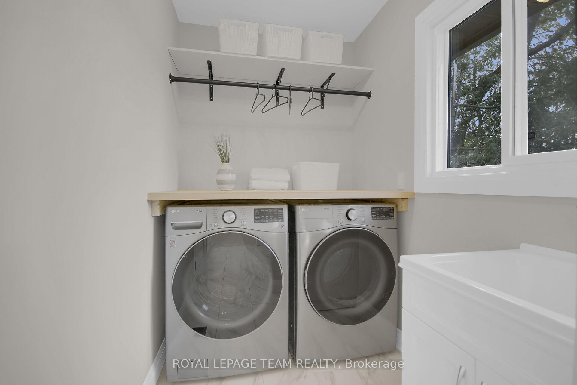 Photo 9 of 5393 Riverside Crescent, Ottawa, Manotick Long Island & Nicholls Island — HOMEH