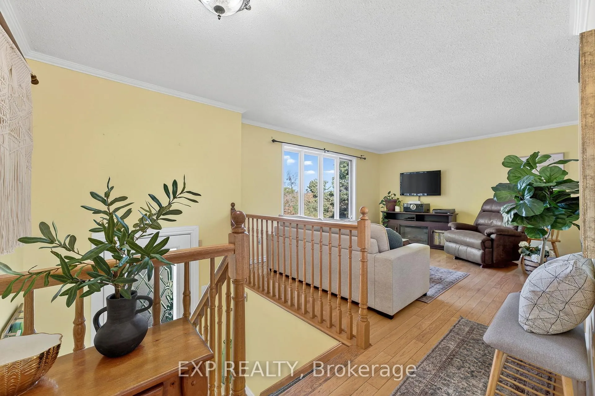 Photo 6 of 3127 2 Highway, Kingston, City North of 401 — HOMEH