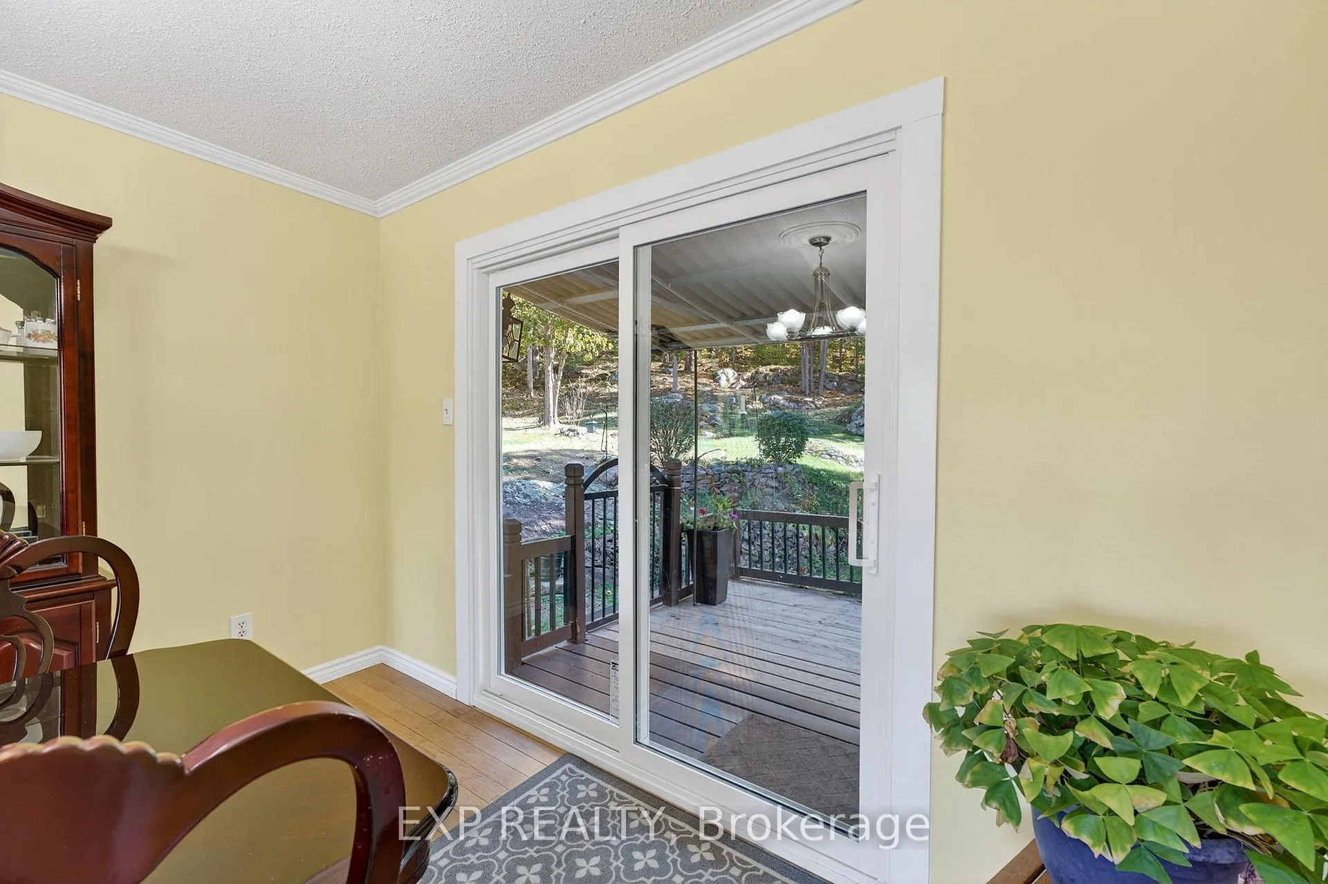 Photo 10 of 3127 2 Highway, Kingston, City North of 401 — HOMEH