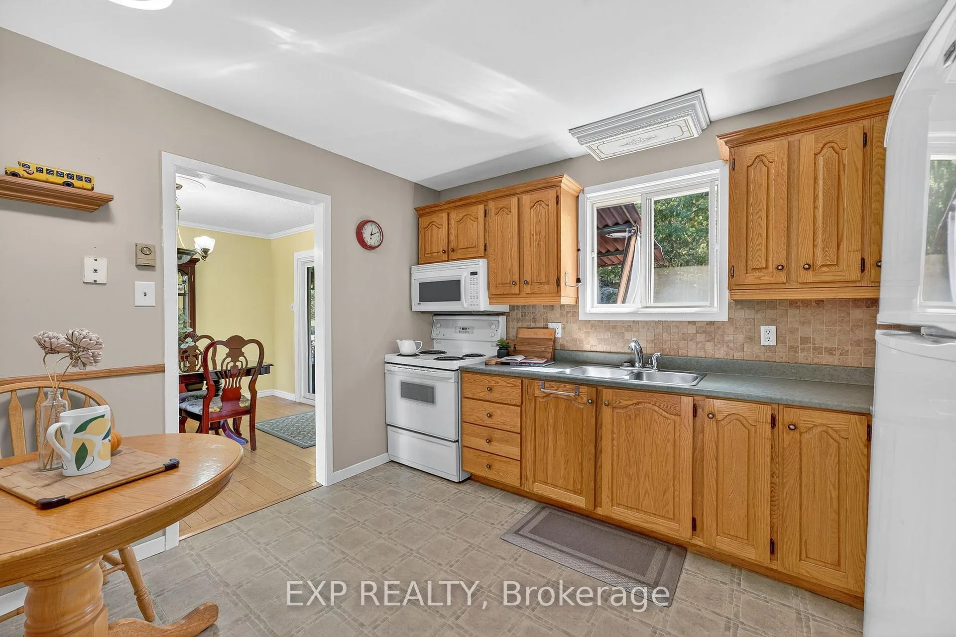 Photo 12 of 3127 2 Highway, Kingston, City North of 401 — HOMEH