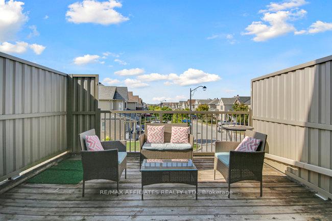Photo 9 of 506 Silvertip Lane, Ottawa, Kanata - Kanata Lakes/Heritage Hills — HOMEH