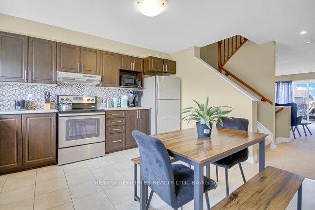 Photo 13 of 506 Silvertip Lane, Ottawa, Kanata - Kanata Lakes/Heritage Hills — HOMEH