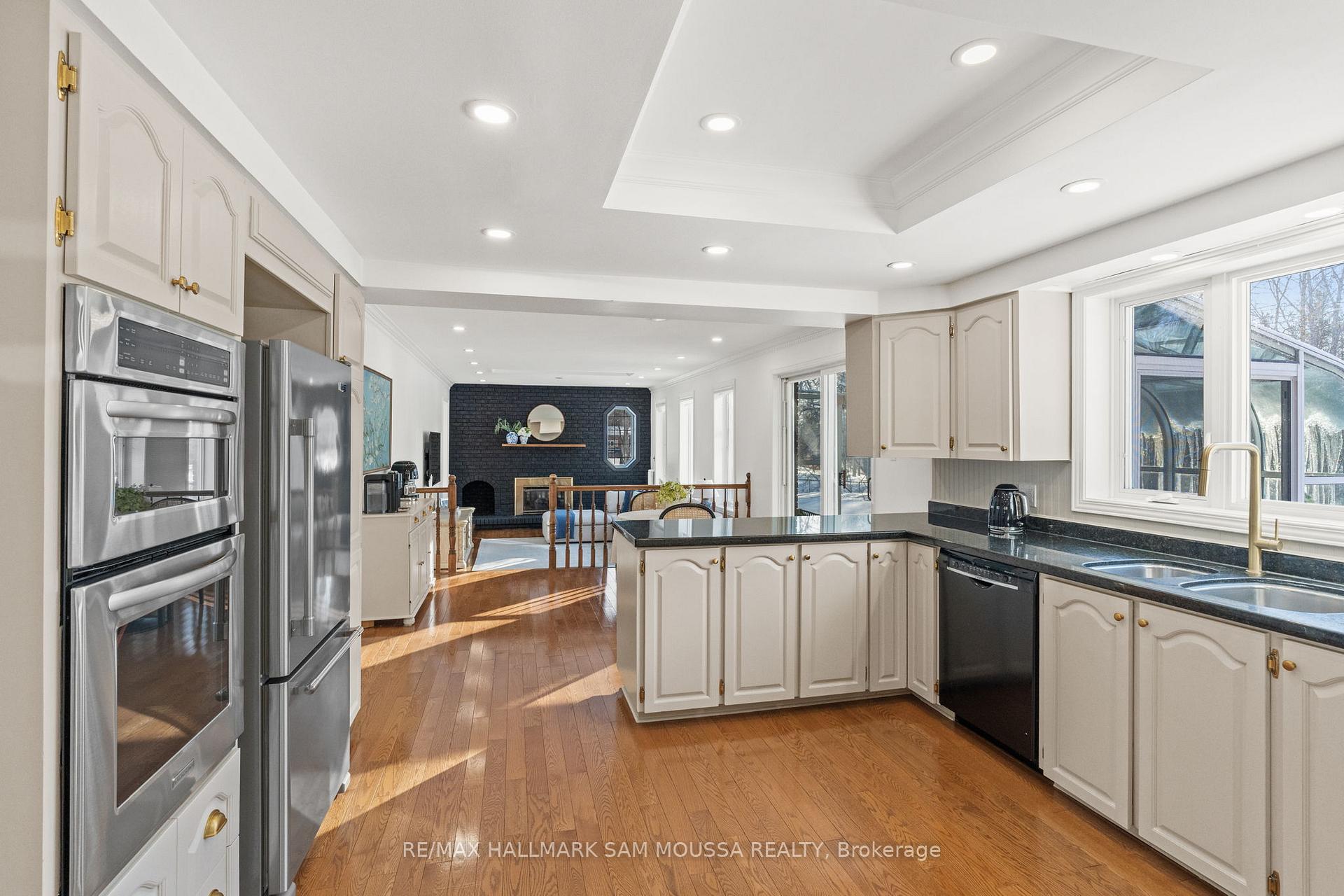 Photo 12 of 5496 Whitewood Avenue, Ottawa, Manotick Village & Manotick Estates — HOMEH